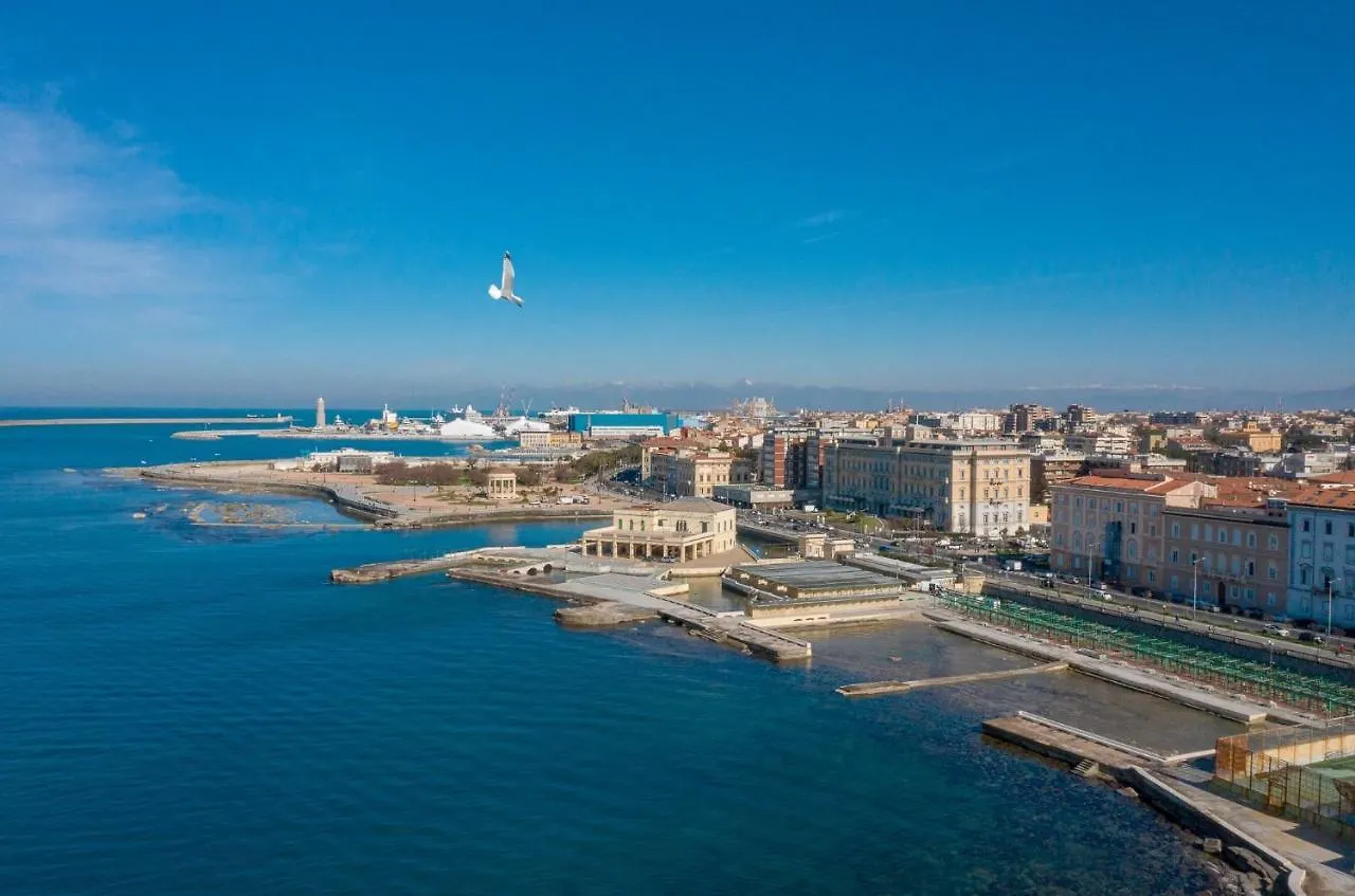 Casamieli, Nuovo, Vicino Al Porto Al Mare E Al Centro location